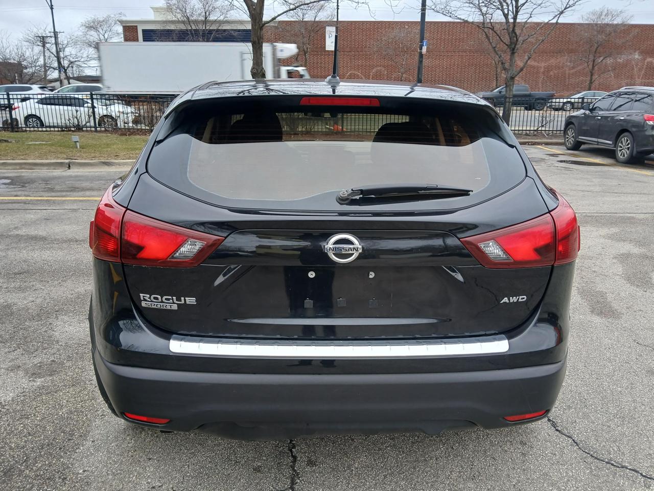 Nissan Rogue Sport AWD S 2017