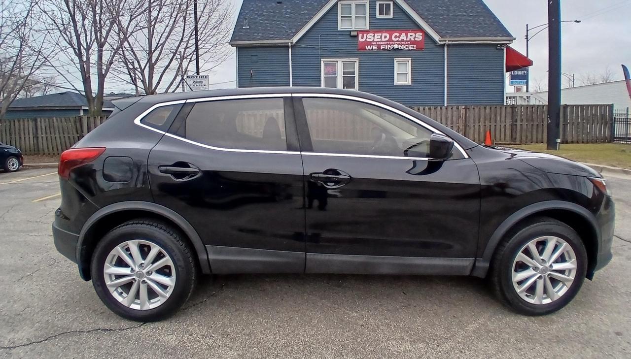 Nissan Rogue Sport AWD S 2017