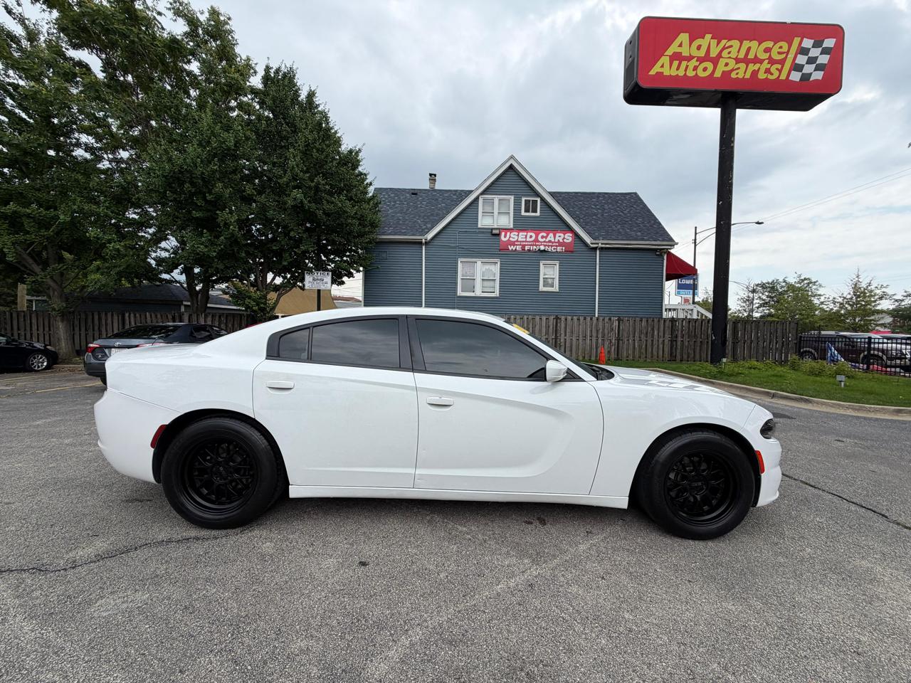 Dodge Charger SXT RWD 2019