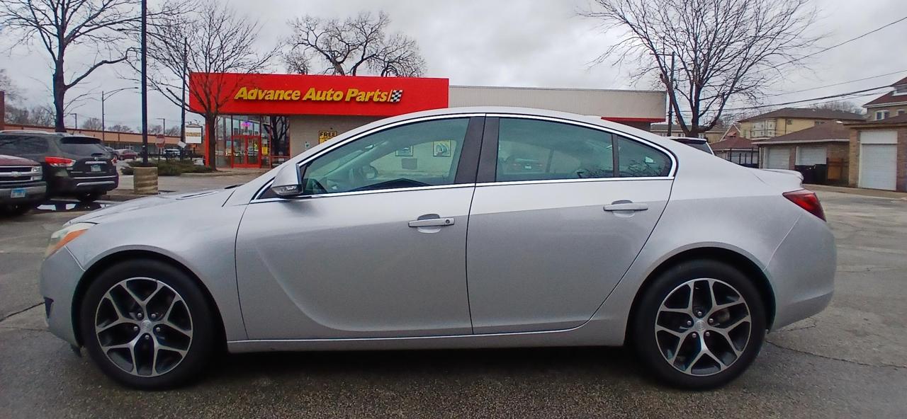 Buick Regal 4dr Sdn Sport Touring FWD 2017