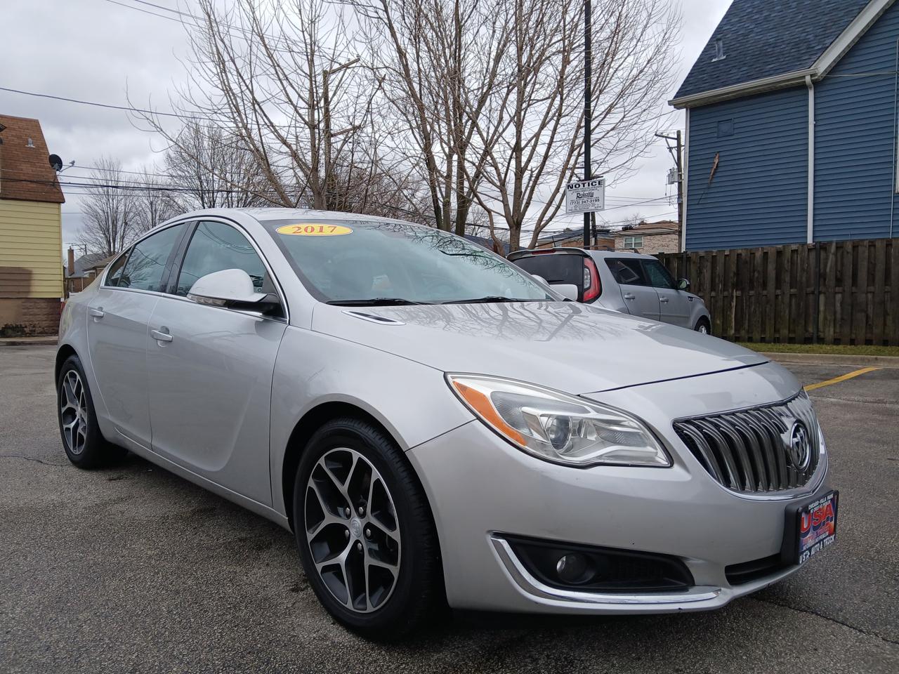Buick Regal 4dr Sdn Sport Touring FWD 2017