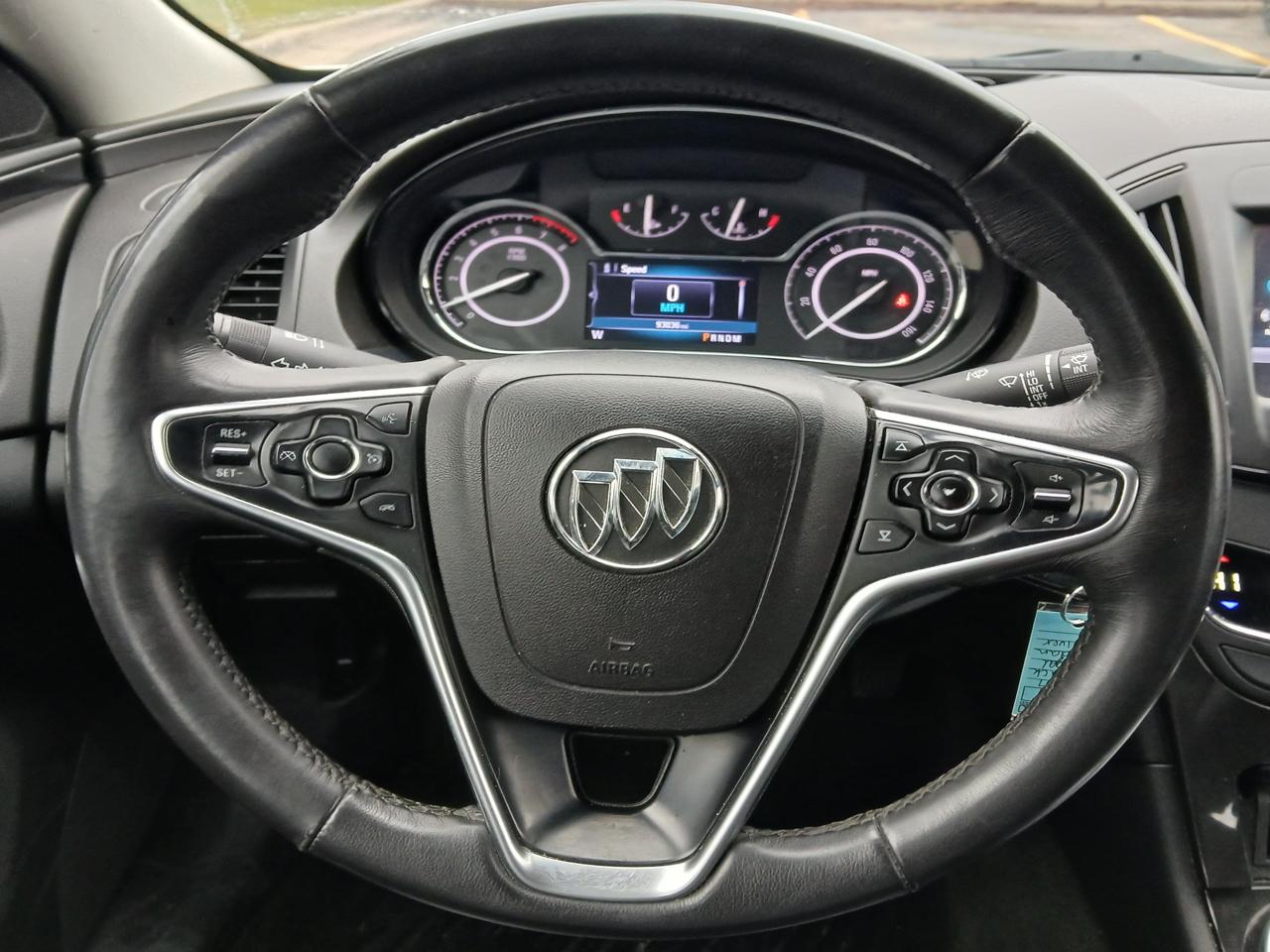 Buick Regal 4dr Sdn Sport Touring FWD 2017