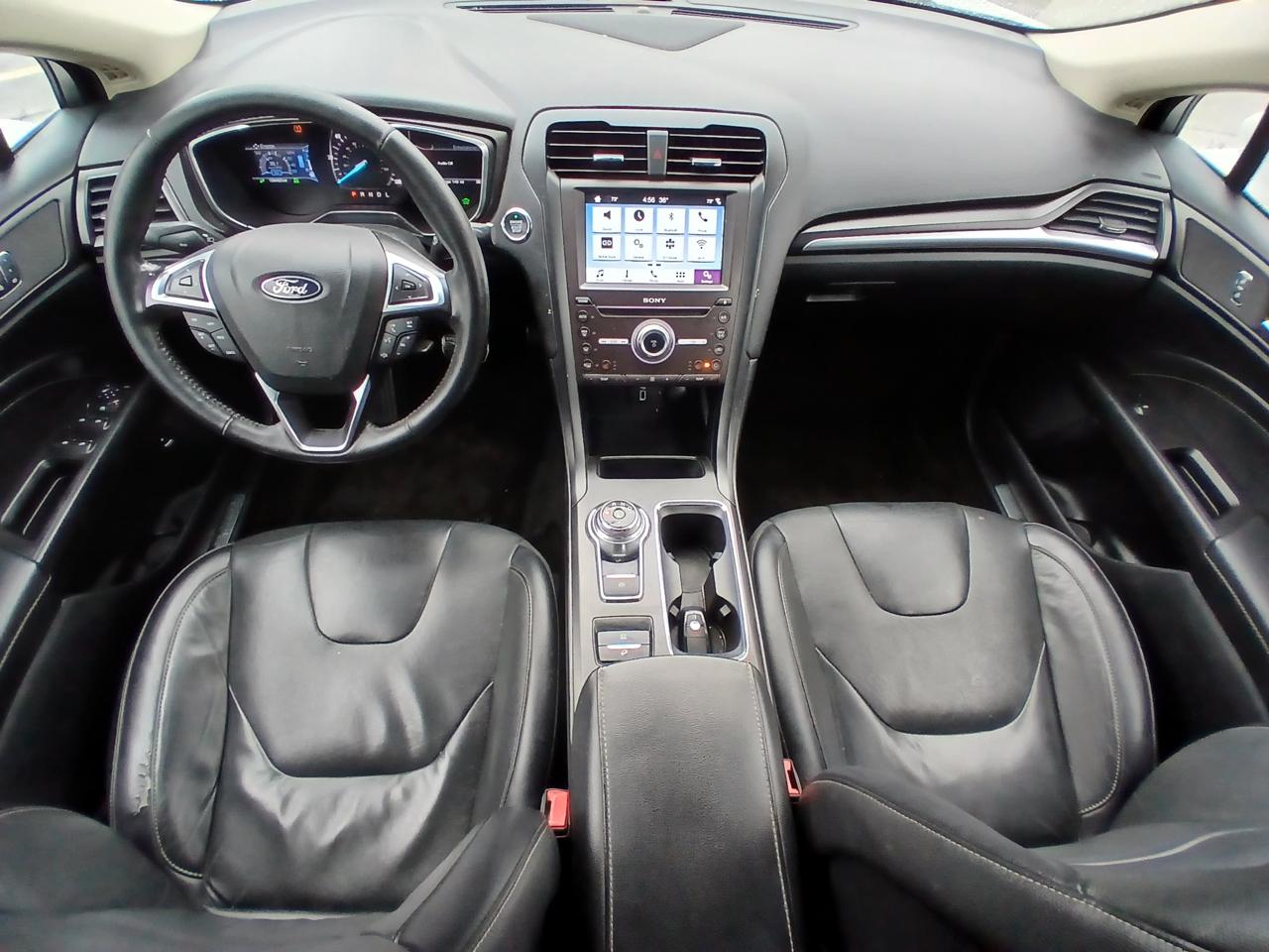 Ford Fusion Hybrid Titanium FWD 2018