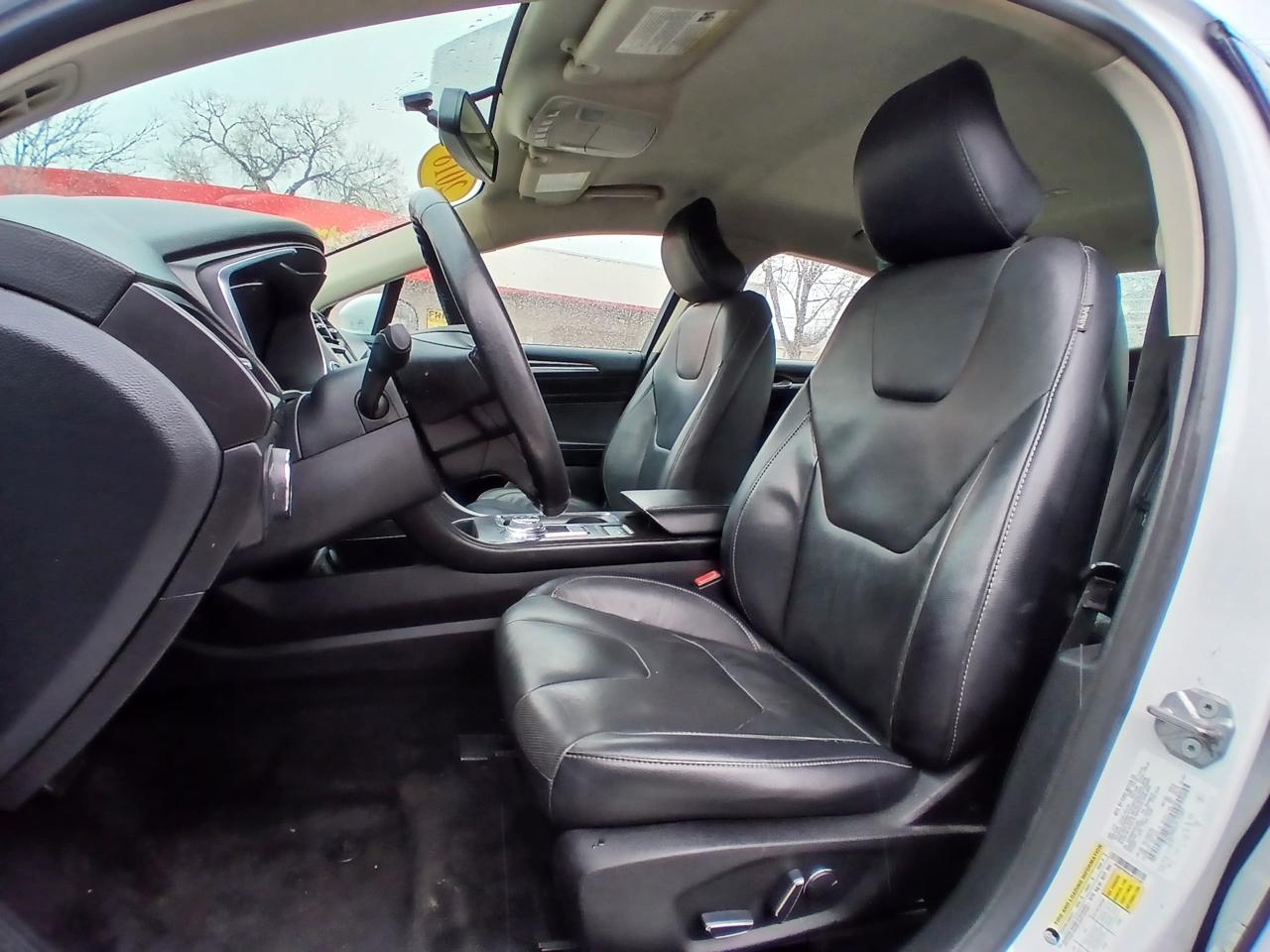 Ford Fusion Hybrid Titanium FWD 2018