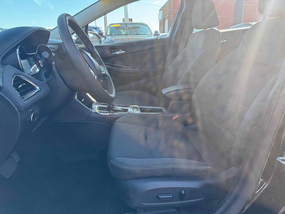 Chevrolet Cruze 4dr Sdn 1.4L LT w/1SD 2017