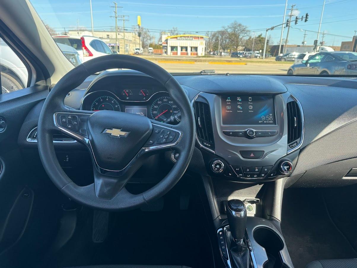 Chevrolet Cruze 4dr Sdn 1.4L LT w/1SD 2017