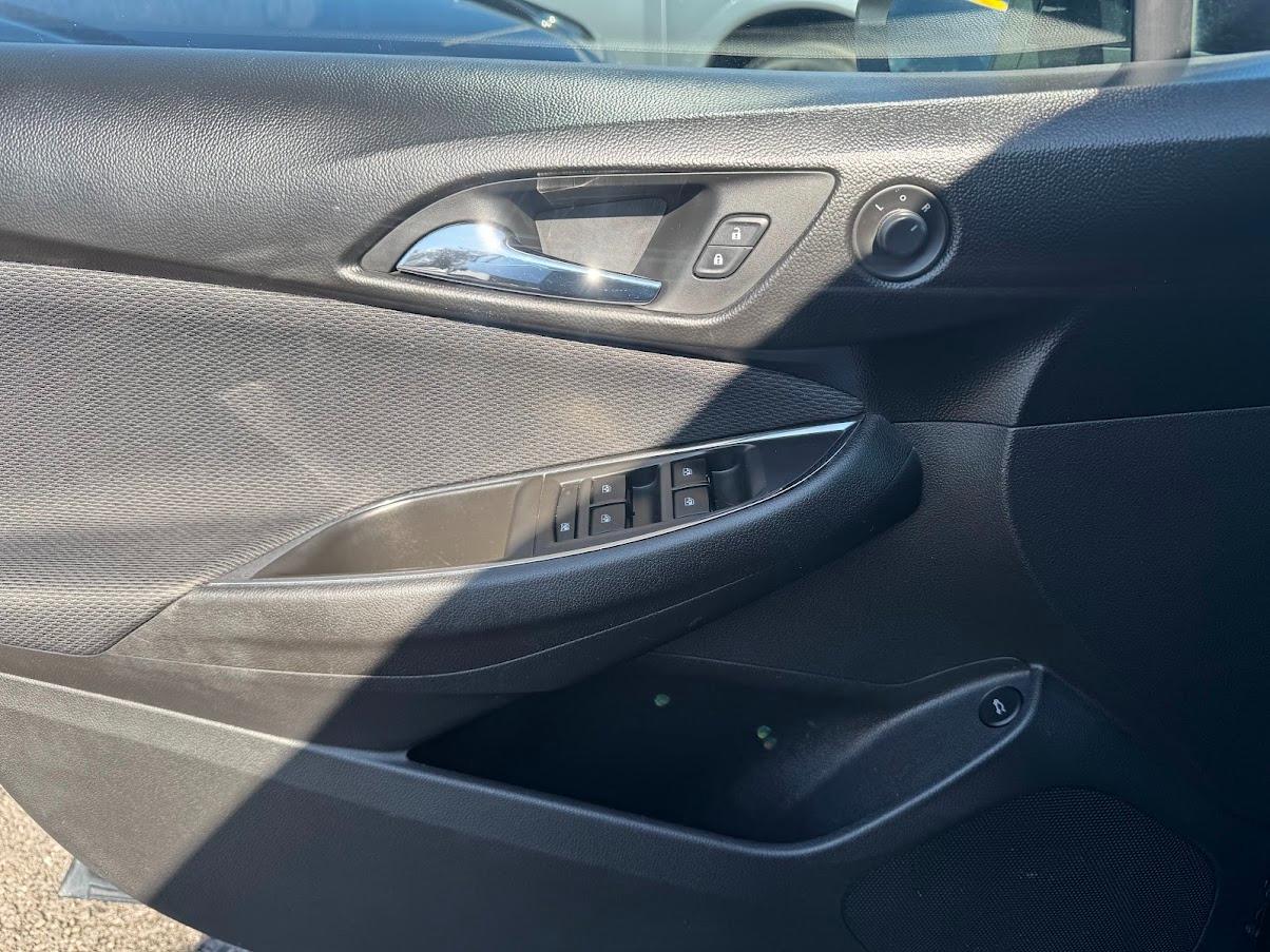 Chevrolet Cruze 4dr Sdn 1.4L LT w/1SD 2017