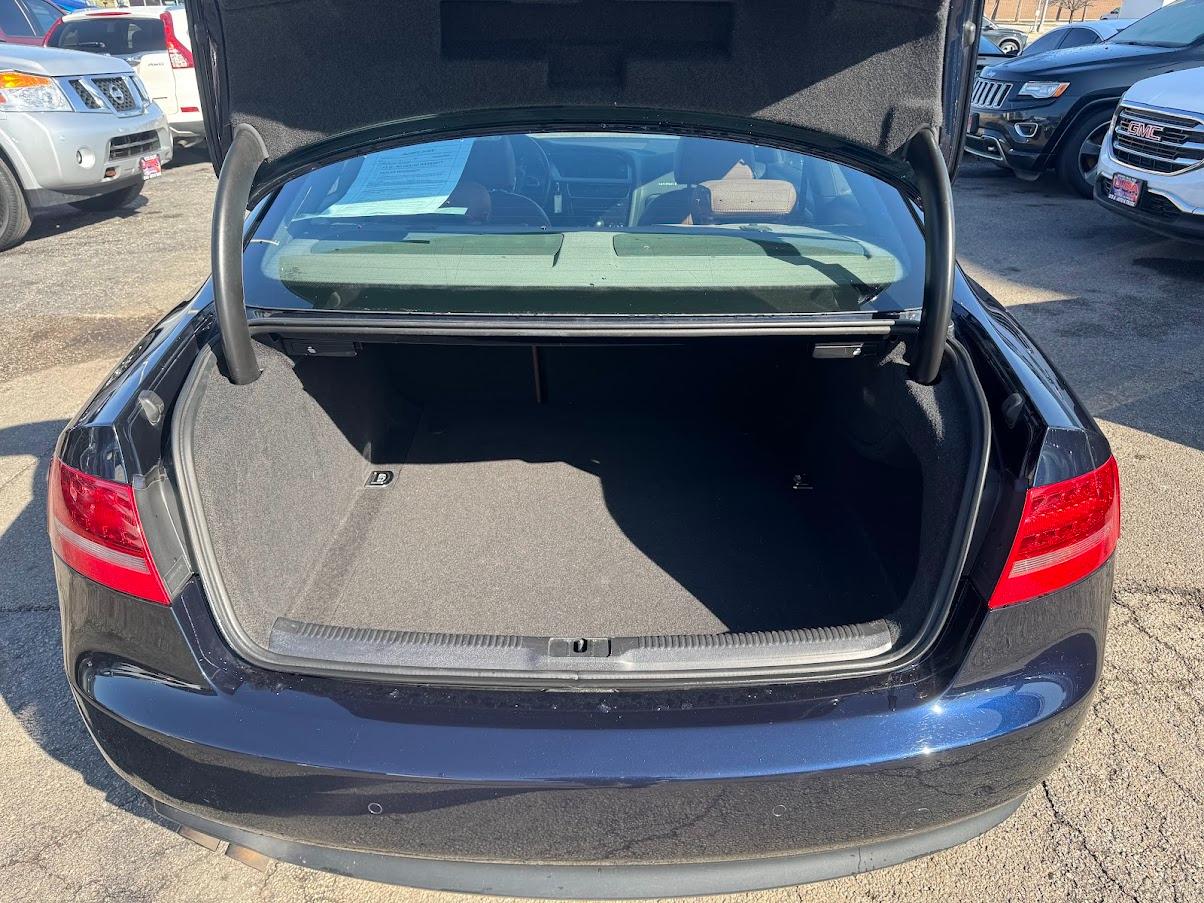 Audi A5 2dr Cpe Auto quattro 2.0L Premium 2010