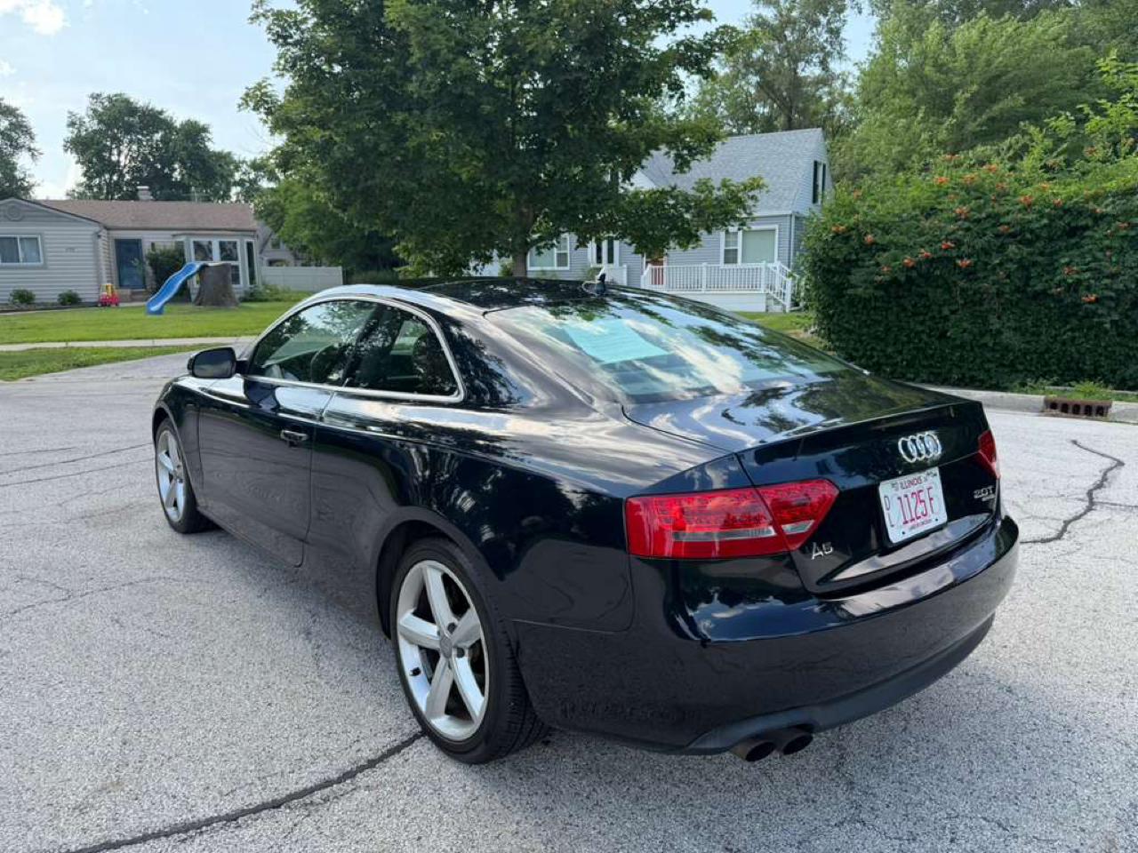 Audi A5 2dr Cpe Auto quattro 2.0L Premium 2010