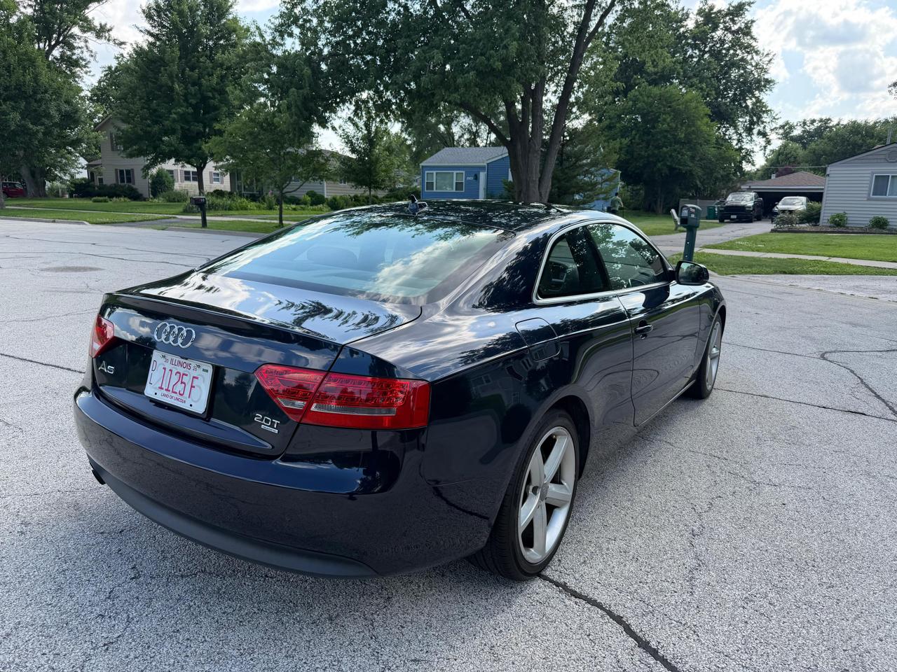 Audi A5 2dr Cpe Auto quattro 2.0L Premium 2010