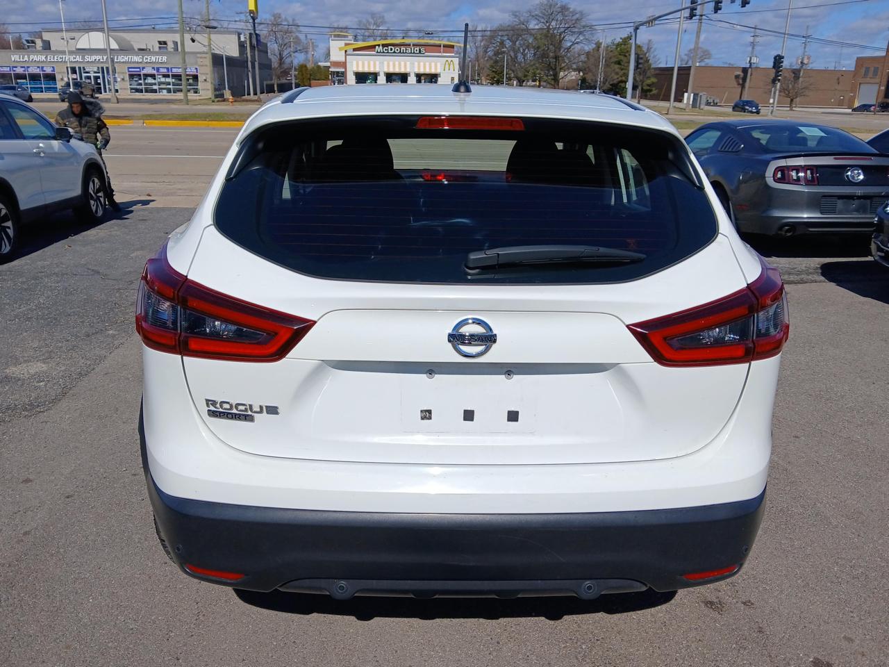 Nissan Rogue Sport FWD S 2021