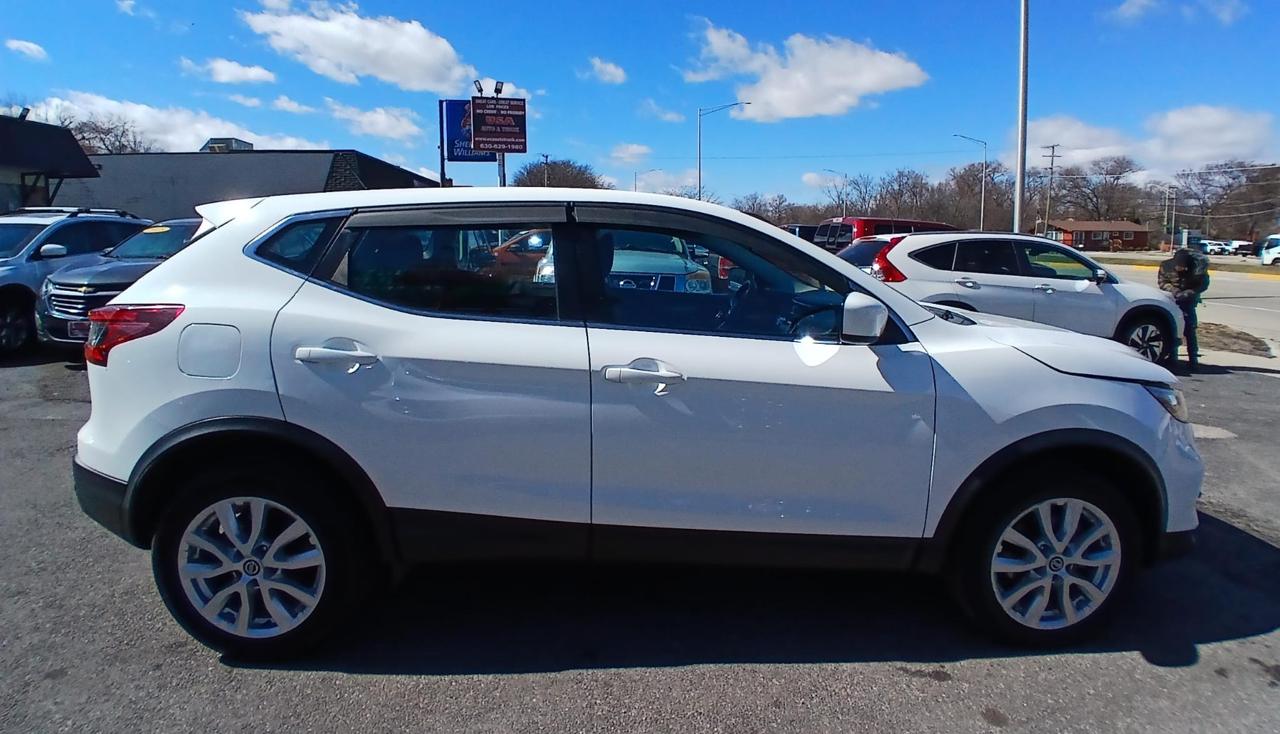 Nissan Rogue Sport FWD S 2021