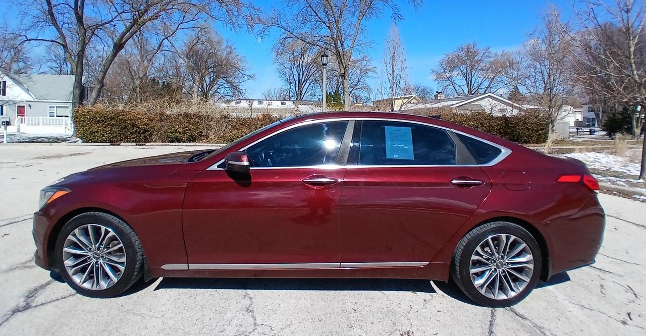 Hyundai Genesis 4dr Sdn V6 3.8L RWD 2016