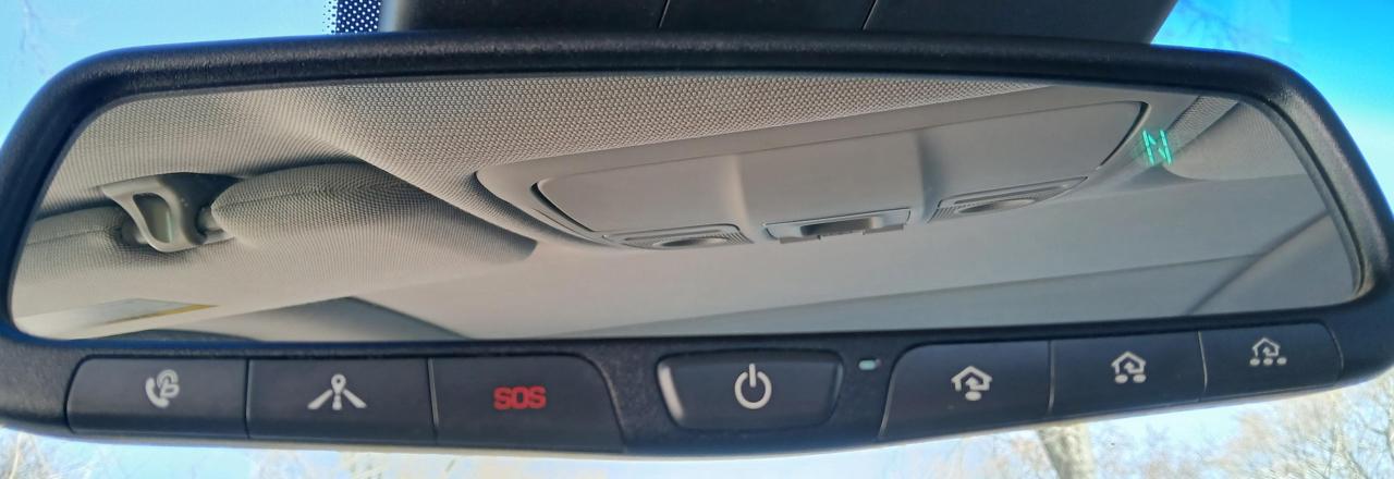 Hyundai Genesis 4dr Sdn V6 3.8L RWD 2016