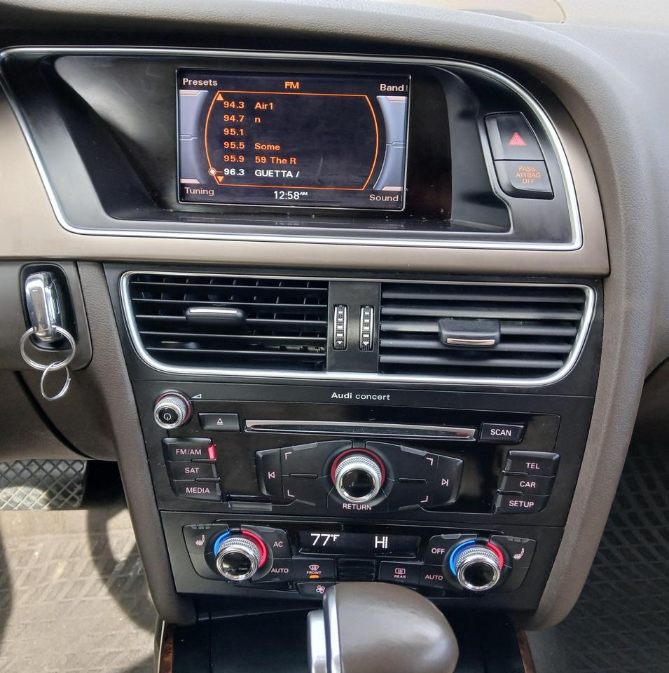 Audi A4 4dr Sdn CVT FrontTrak 2.0T Premium Plus 2014