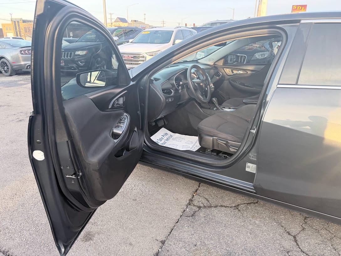 Chevrolet Malibu 4dr Sdn LS w/1LS 2018