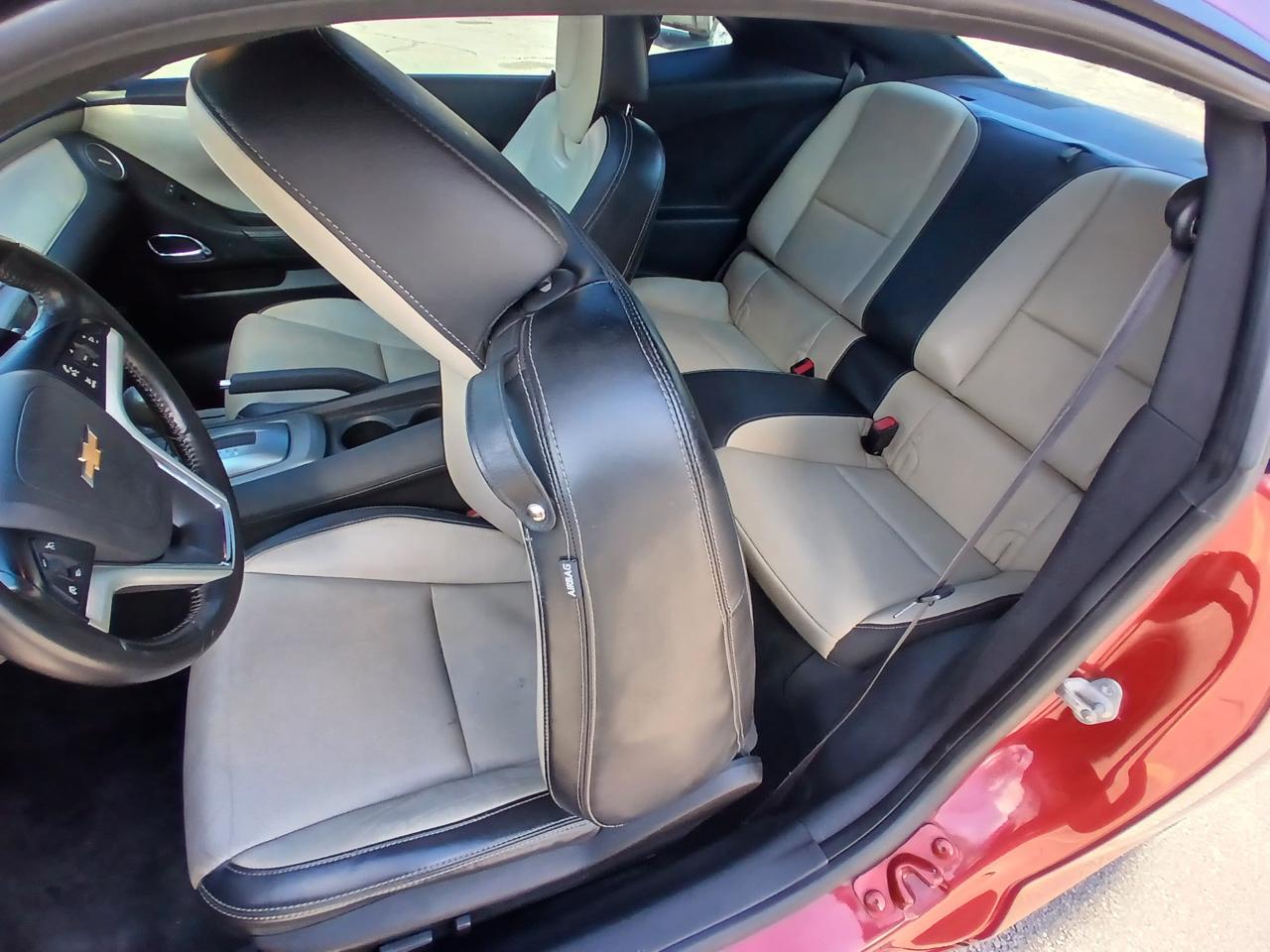 Chevrolet Camaro 2dr Cpe LT w/2LT 2015