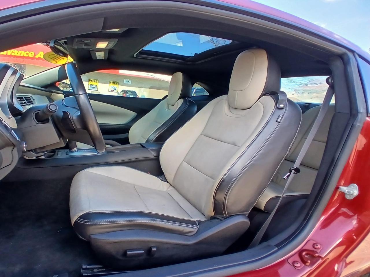 Chevrolet Camaro 2dr Cpe LT w/2LT 2015