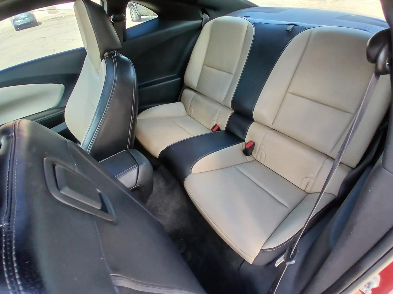 Chevrolet Camaro 2dr Cpe LT w/2LT 2015