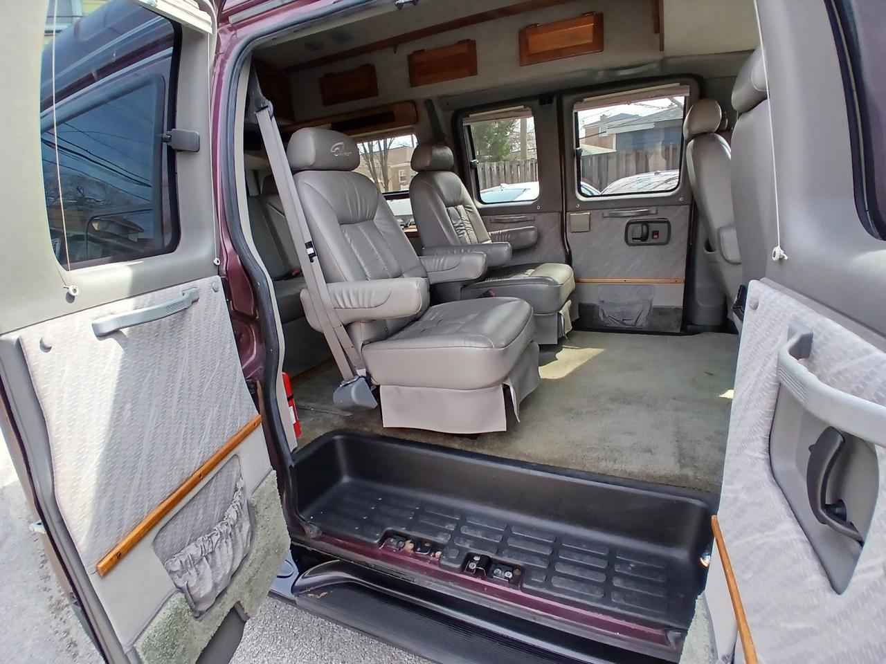 Chevrolet Conversion Van  2005