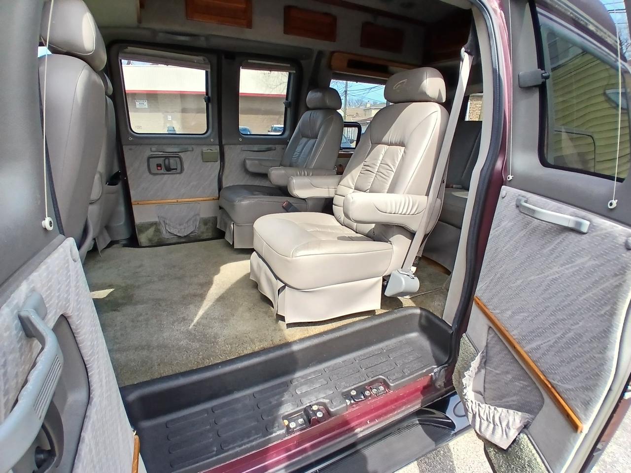 Chevrolet Conversion Van  2005