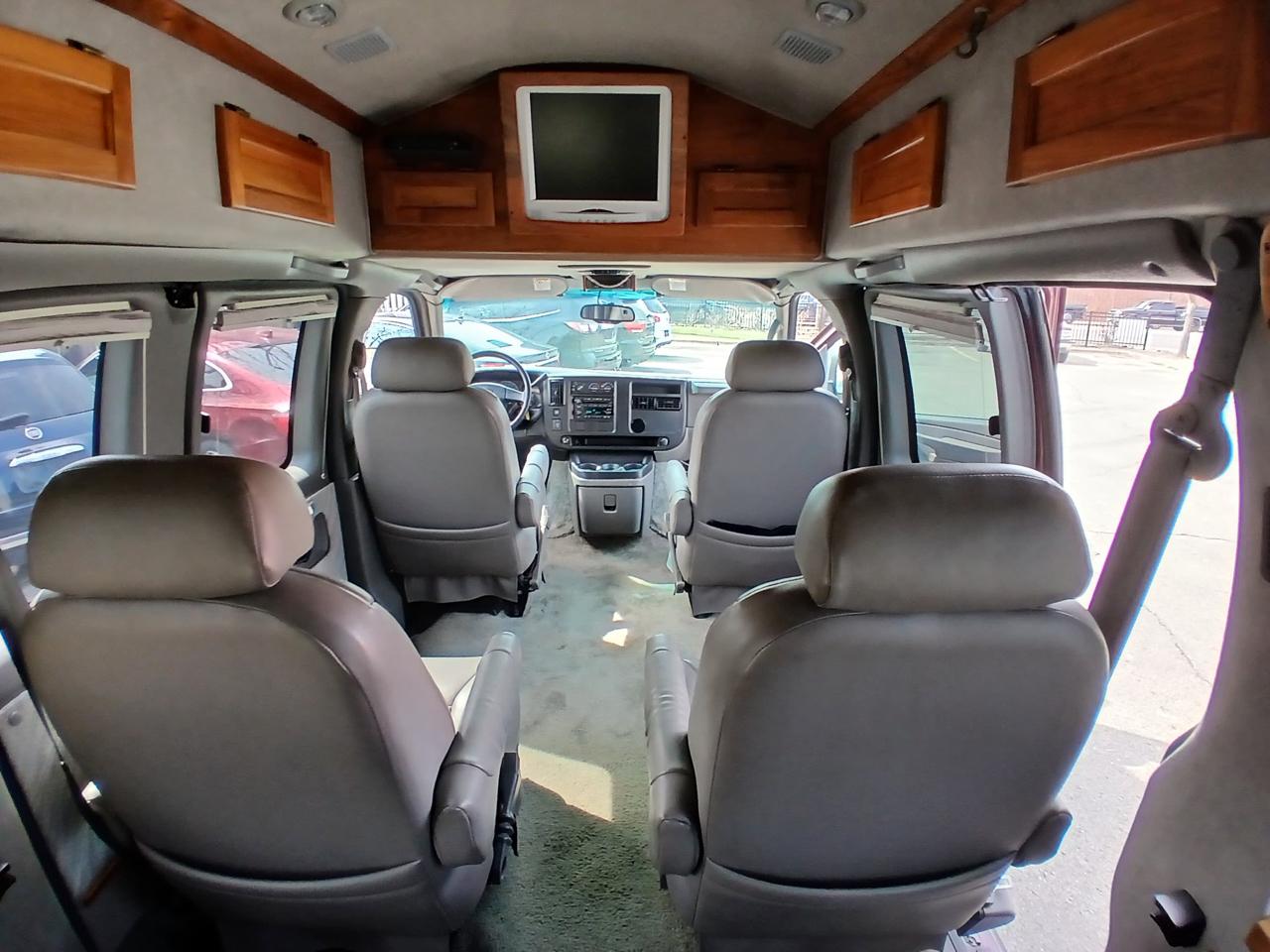 Chevrolet Conversion Van  2005