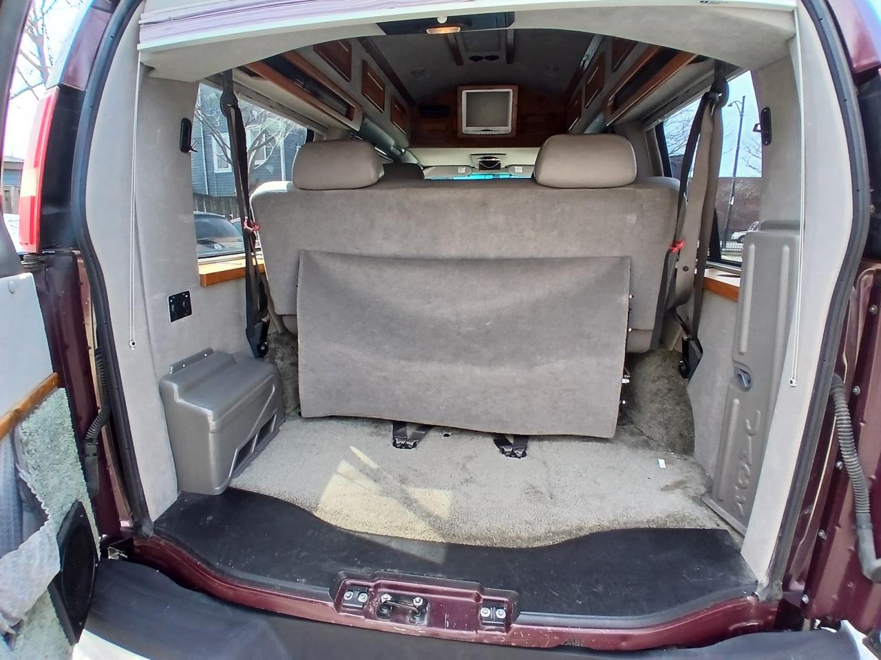 Chevrolet Conversion Van  2005