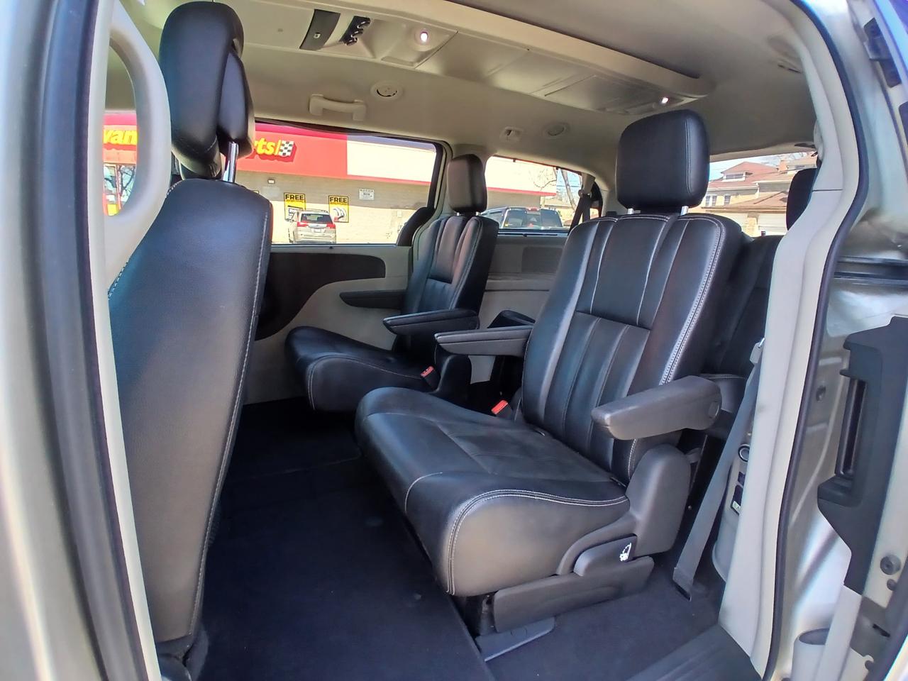 Chrysler Town & Country 4dr Wgn Touring 2015