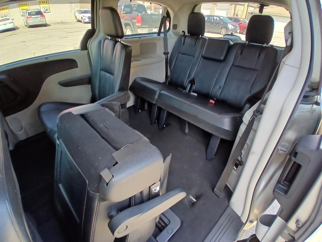 Chrysler Town & Country 4dr Wgn Touring 2015