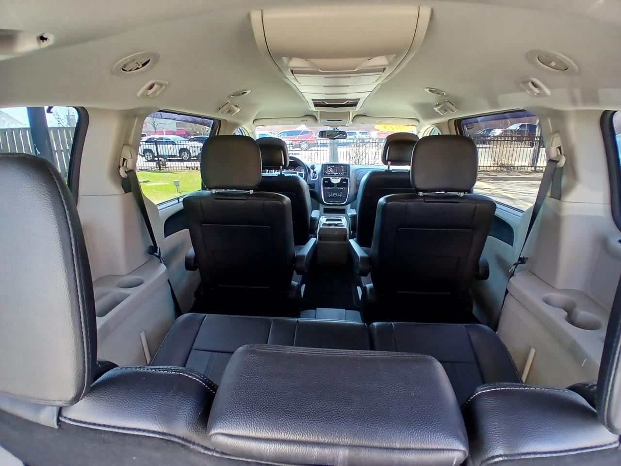 Chrysler Town & Country 4dr Wgn Touring 2015
