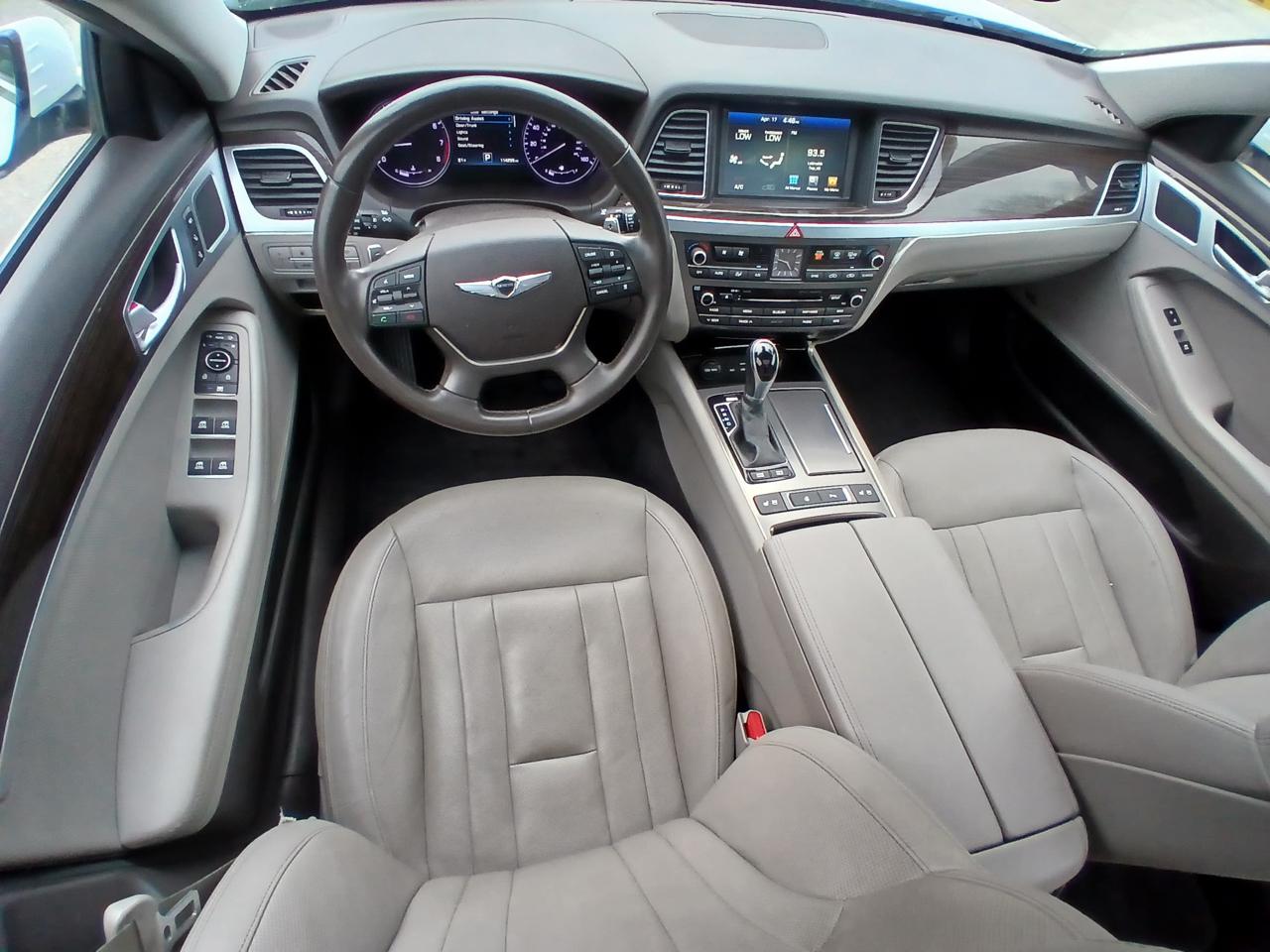 Genesis G80 3.8L AWD 2017