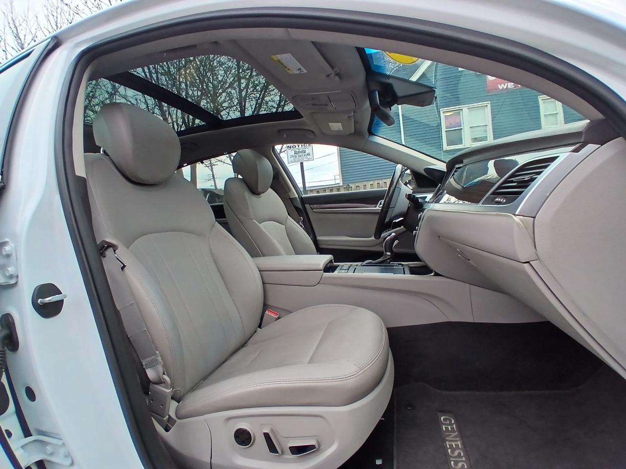 Genesis G80 3.8L AWD 2017