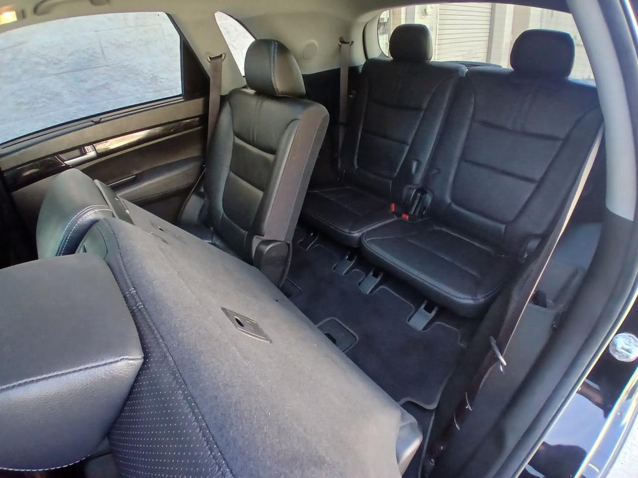 Kia Sorento AWD 4dr V6 SX 2015