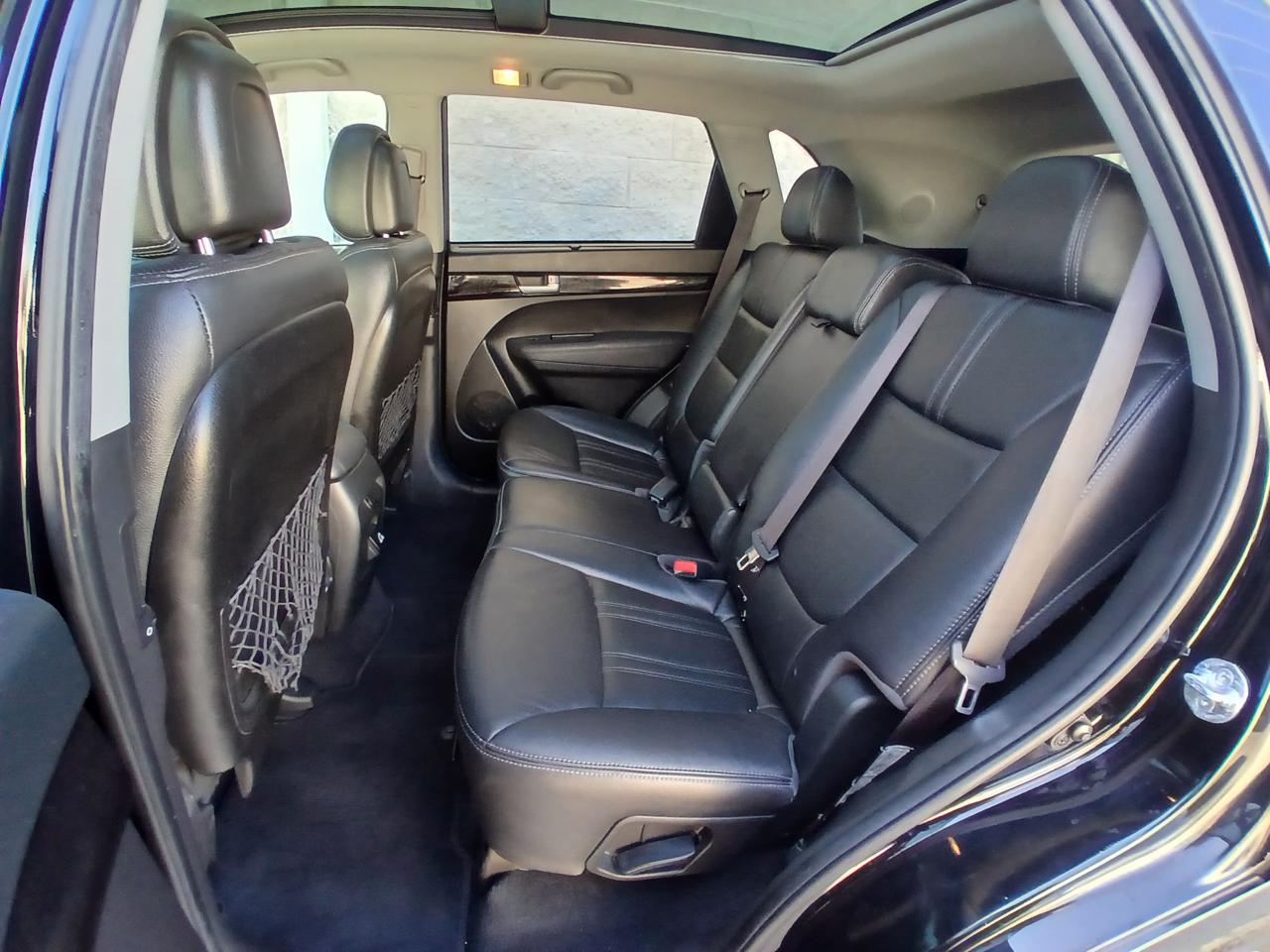 Kia Sorento AWD 4dr V6 SX 2015