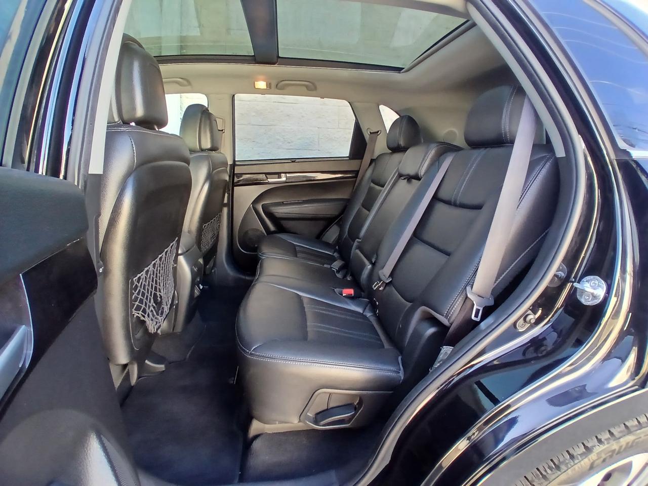 Kia Sorento AWD 4dr V6 SX 2015