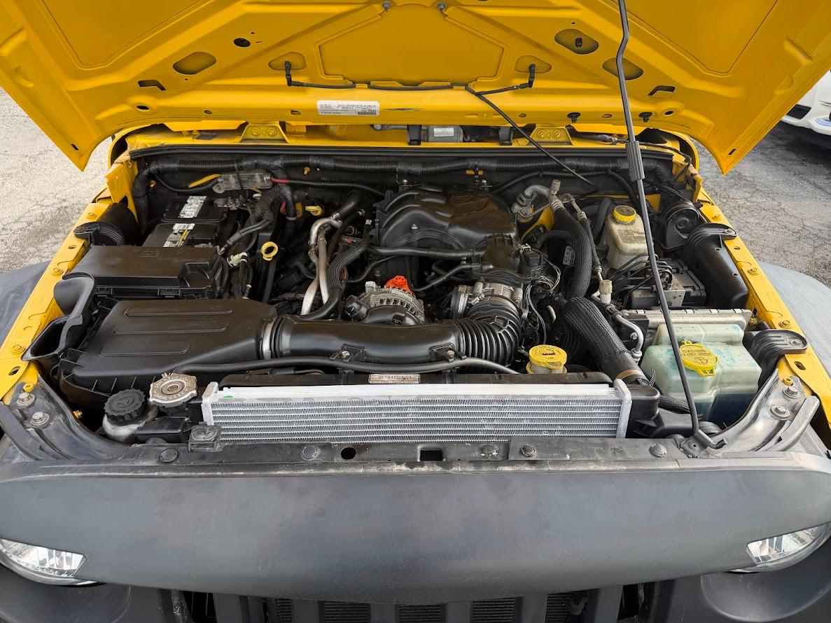 Jeep Wrangler Unlimited 4WD 4dr Sport 2015