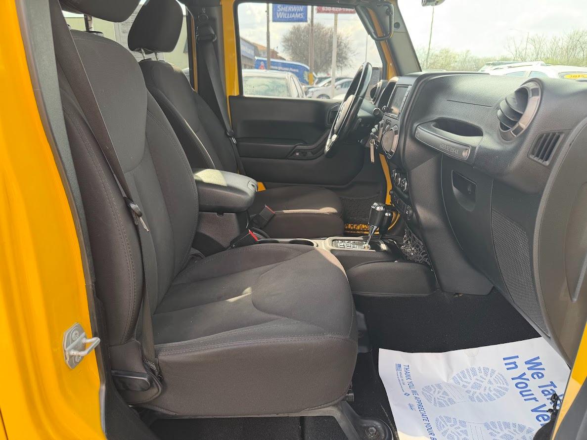 Jeep Wrangler Unlimited 4WD 4dr Sport 2015