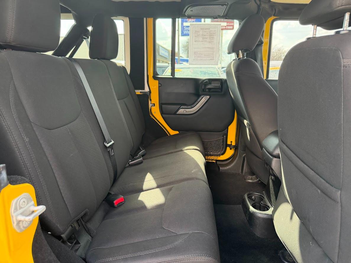 Jeep Wrangler Unlimited 4WD 4dr Sport 2015