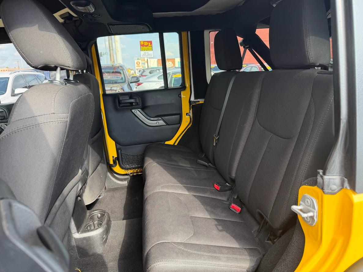 Jeep Wrangler Unlimited 4WD 4dr Sport 2015