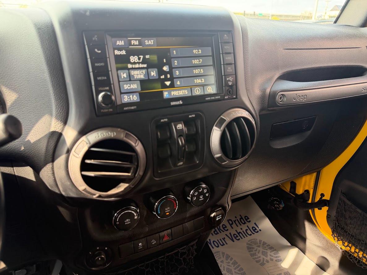 Jeep Wrangler Unlimited 4WD 4dr Sport 2015