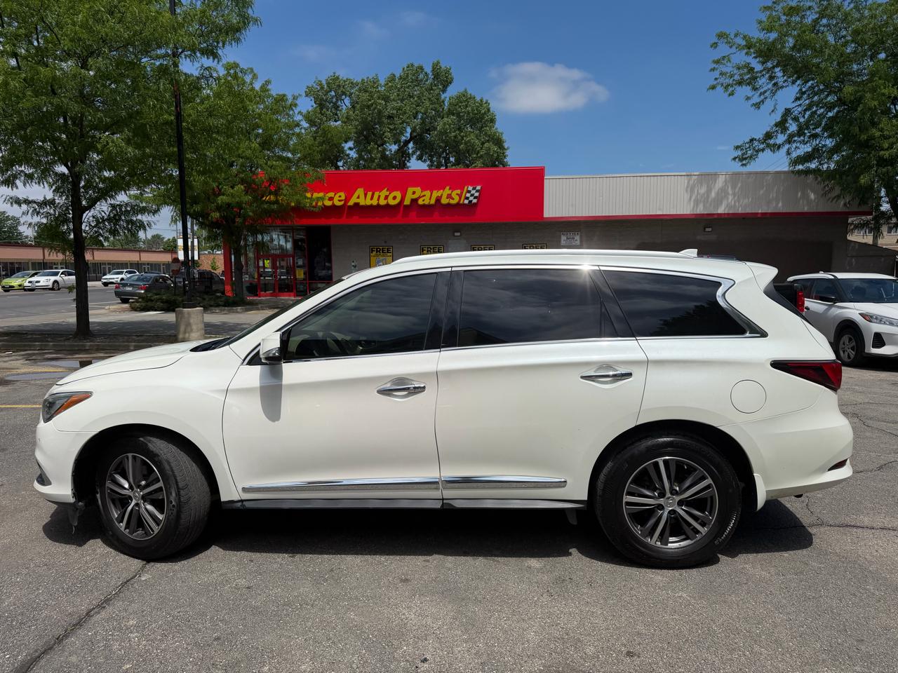 Infiniti QX60 2019.5 LUXE AWD 2019