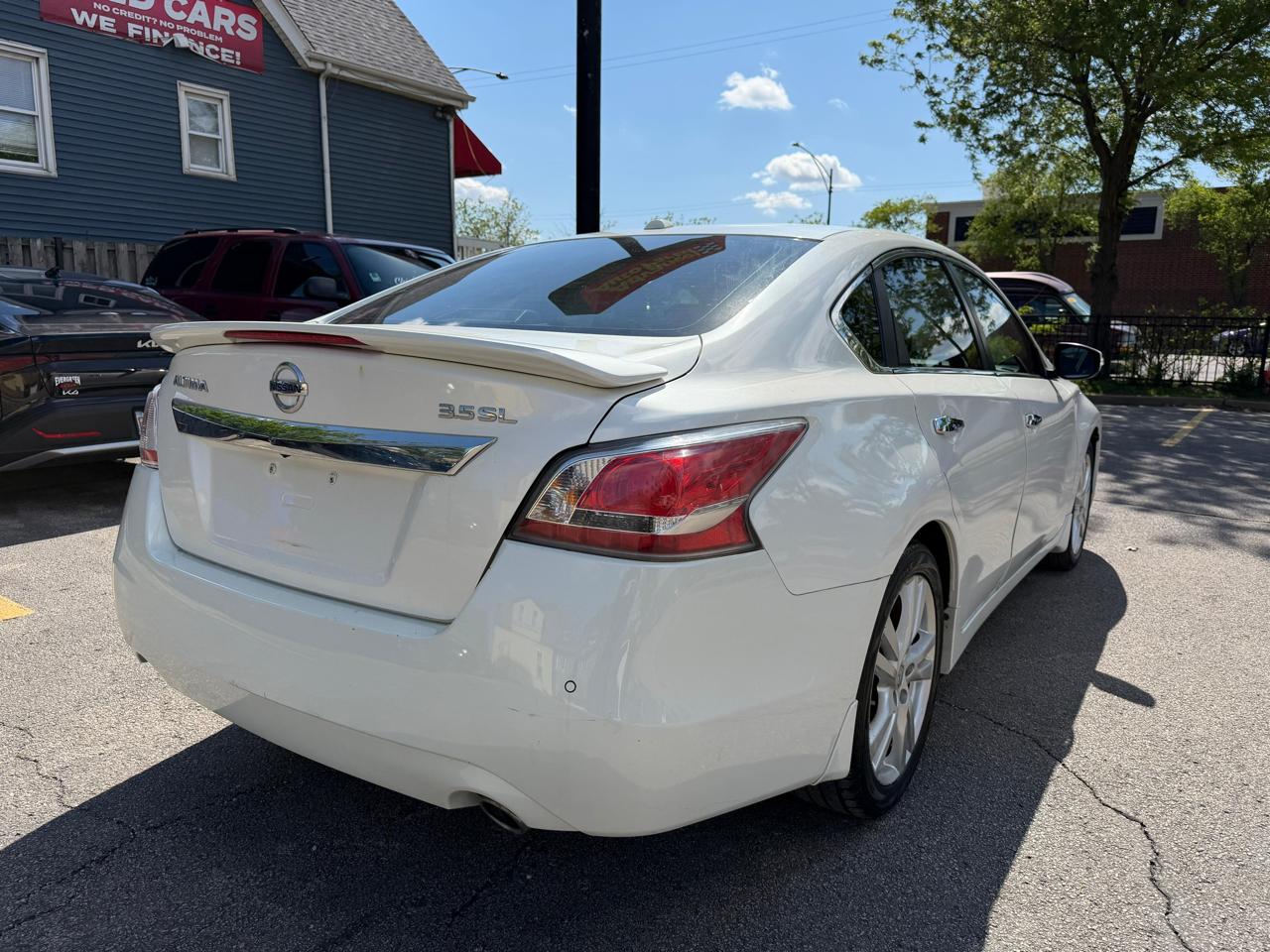 Nissan Altima 4dr Sdn V6 3.5 SL 2015