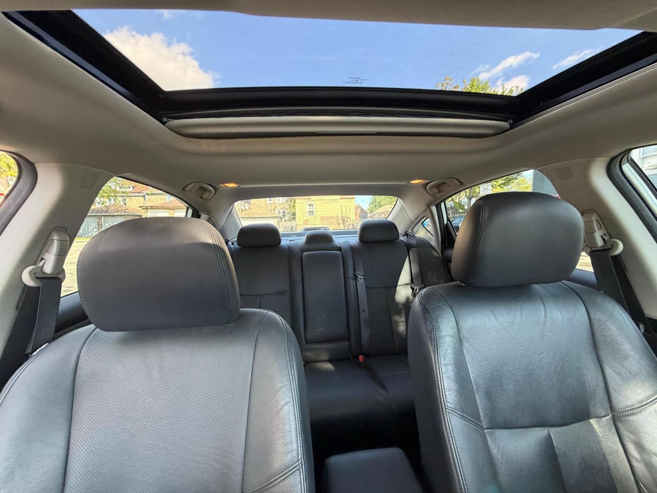 Nissan Altima 4dr Sdn V6 3.5 SL 2015