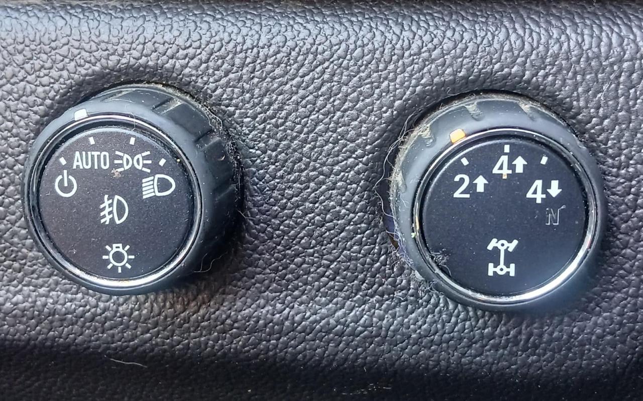 Chevrolet Colorado 4WD Crew Cab 140.5" Z71 2015