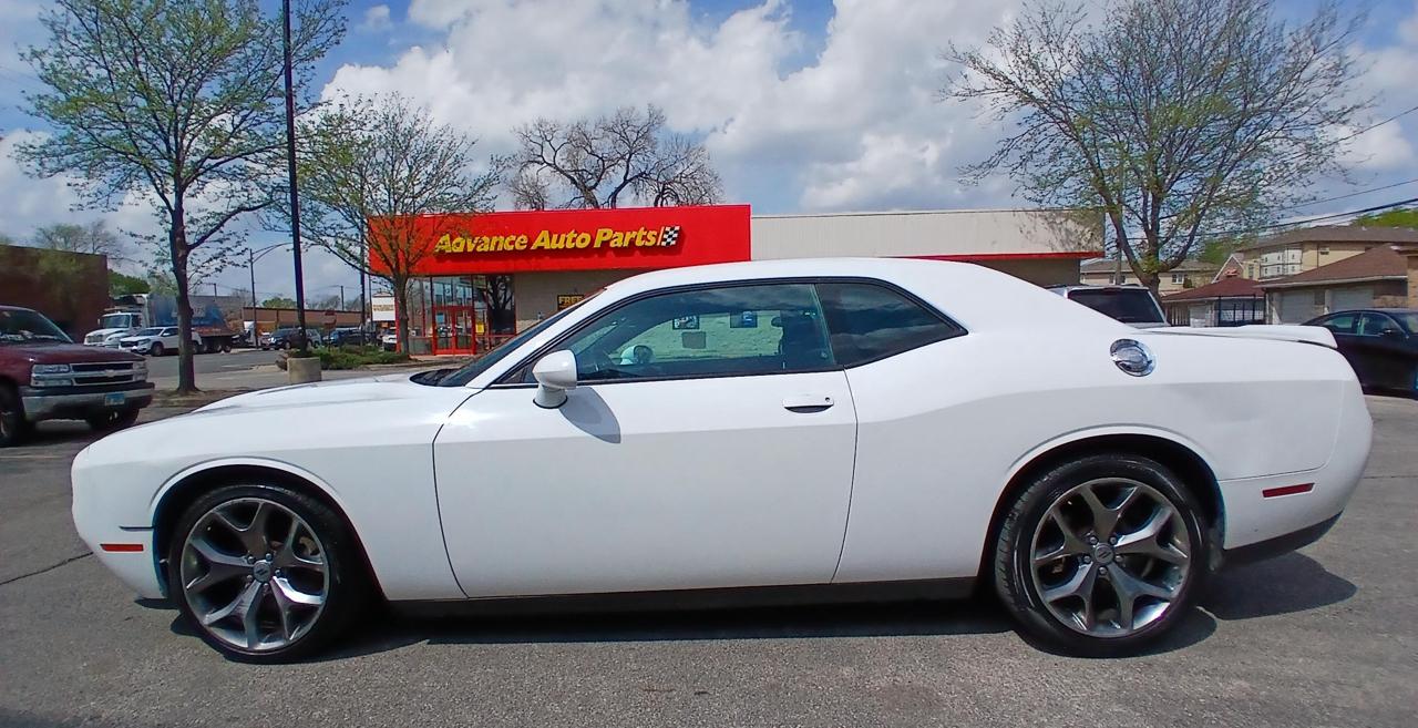 Dodge Challenger SXT Coupe 2017