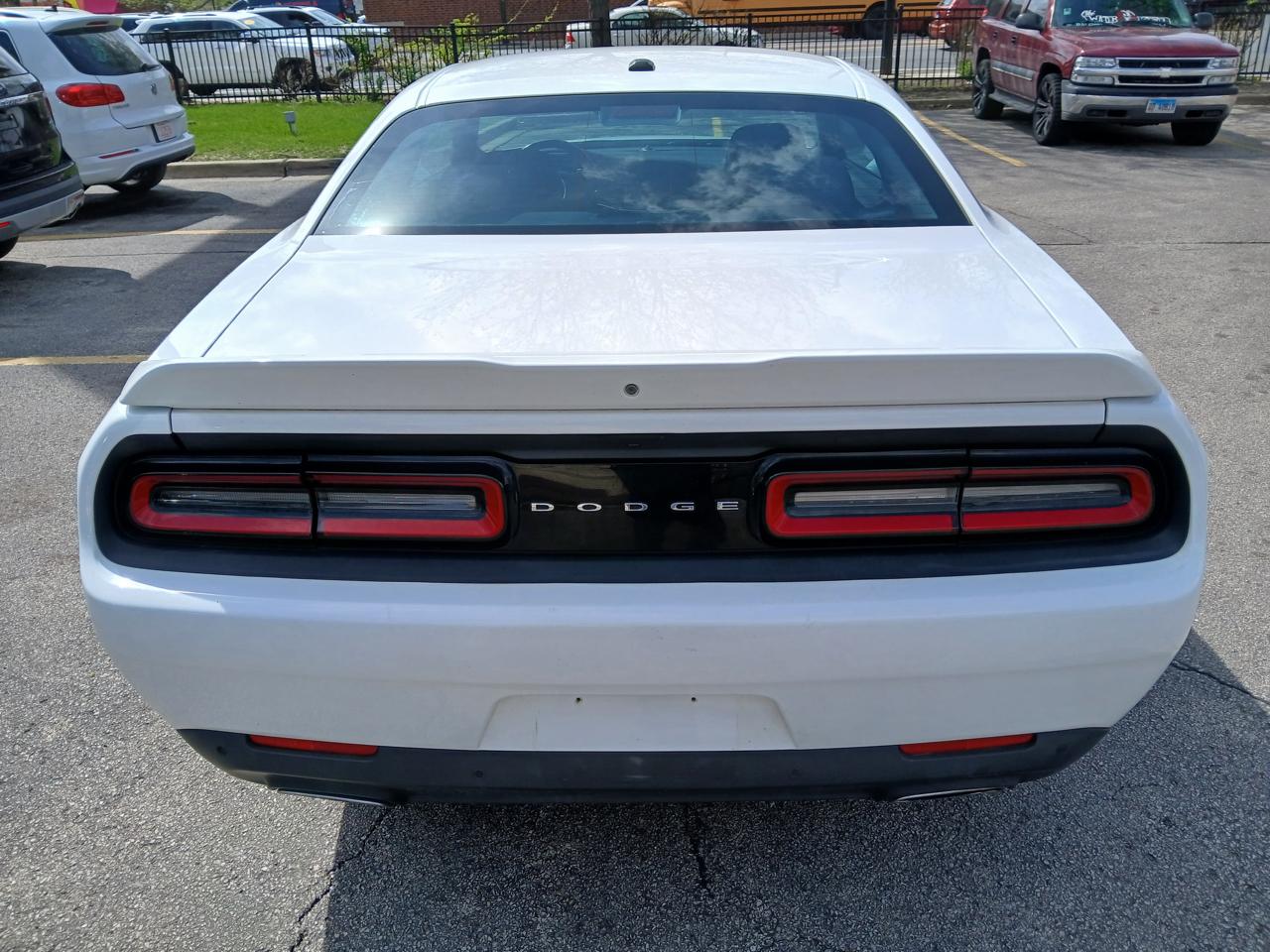 Dodge Challenger SXT Coupe 2017