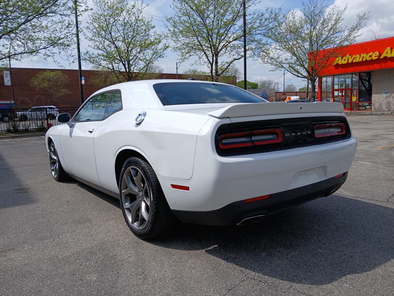 Dodge Challenger SXT Coupe 2017