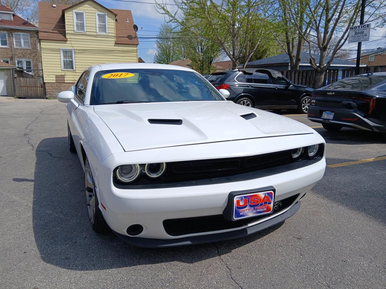Dodge Challenger SXT Coupe 2017
