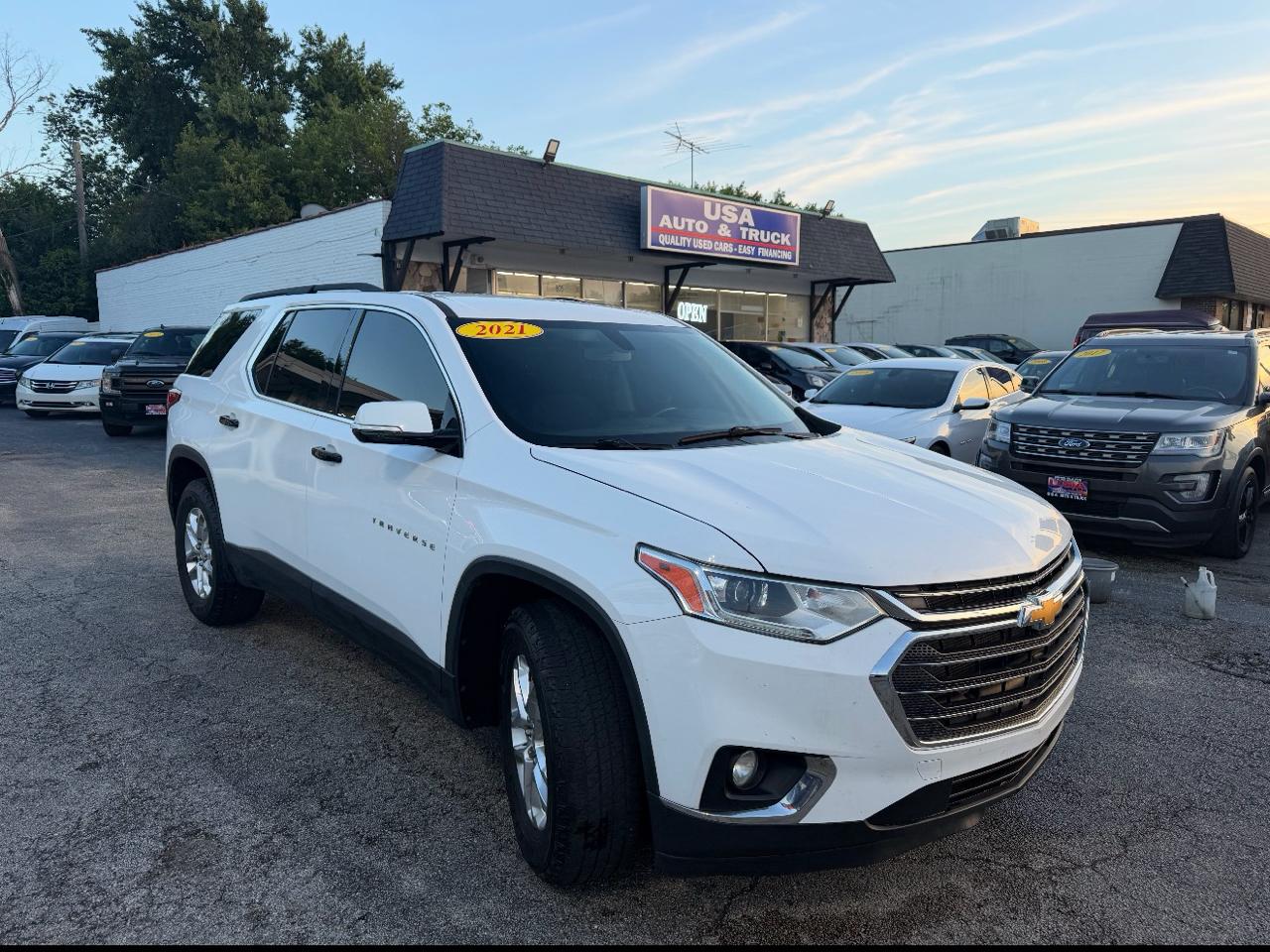 Chevrolet Traverse FWD 4dr LT Cloth w/1LT 2021