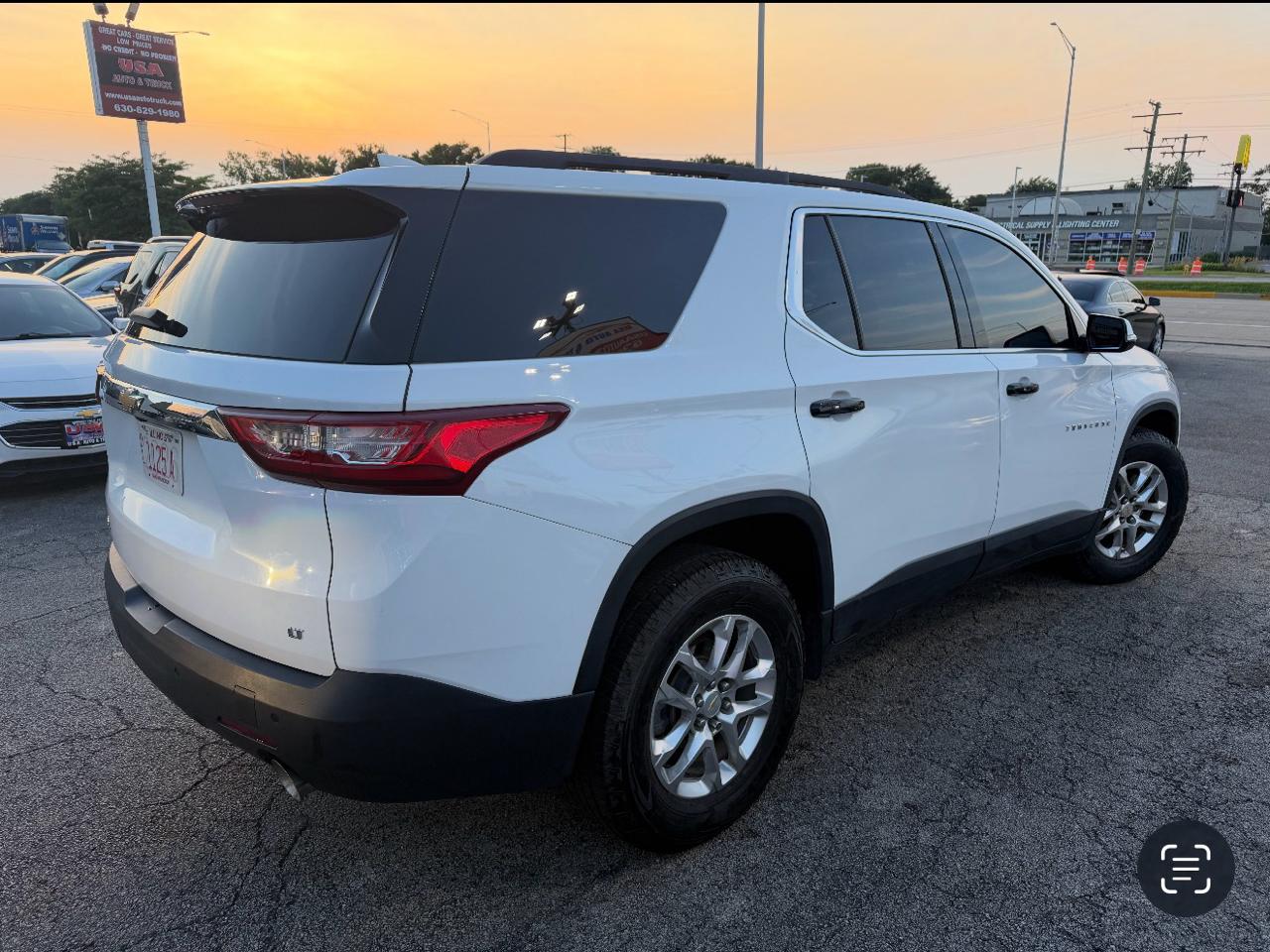 Chevrolet Traverse FWD 4dr LT Cloth w/1LT 2021